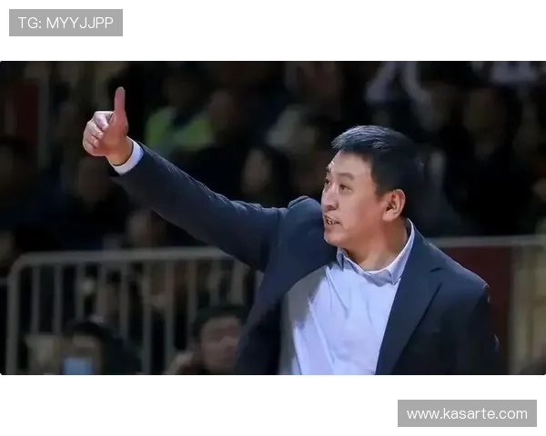 许利民分析G3胜利关键:篮板争夺与防守重点球员限制至关重要 许利民分析G3胜利关键:篮板争夺与防守重点球员限制至关重要